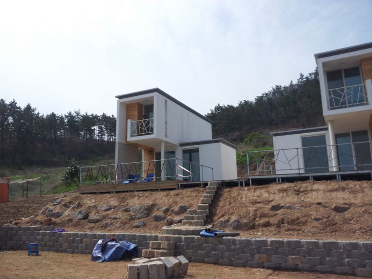 큐브형 3mx9m+3mx6m+3mx3m 1,2층 18평(위도 조립식 펜션)